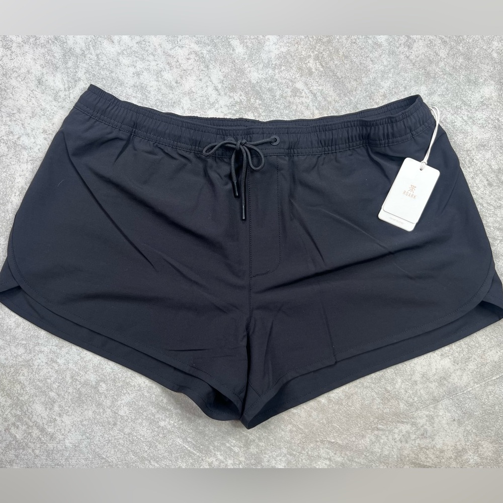 ROARK OVERSEAS HYBRID TRAVEL SHORTS